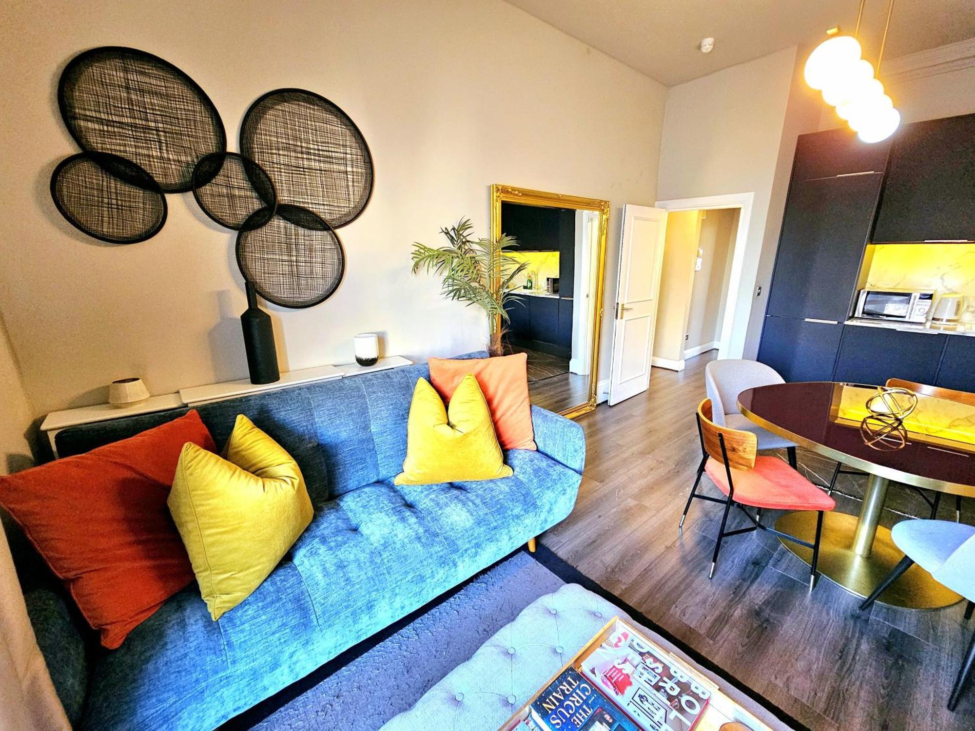 Stylish Hyde Park Home By Tube Stations With Elevator ロンドン エクステリア 写真